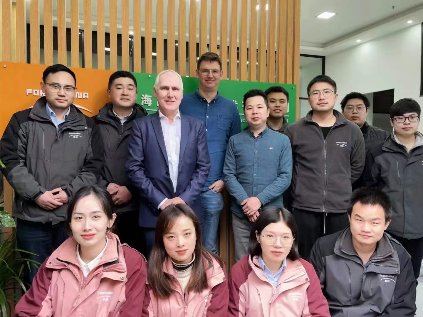 德國(guó)NCTE公司CEO一行來(lái)訪(fǎng)我司，商討兩方未來(lái)的深度合作